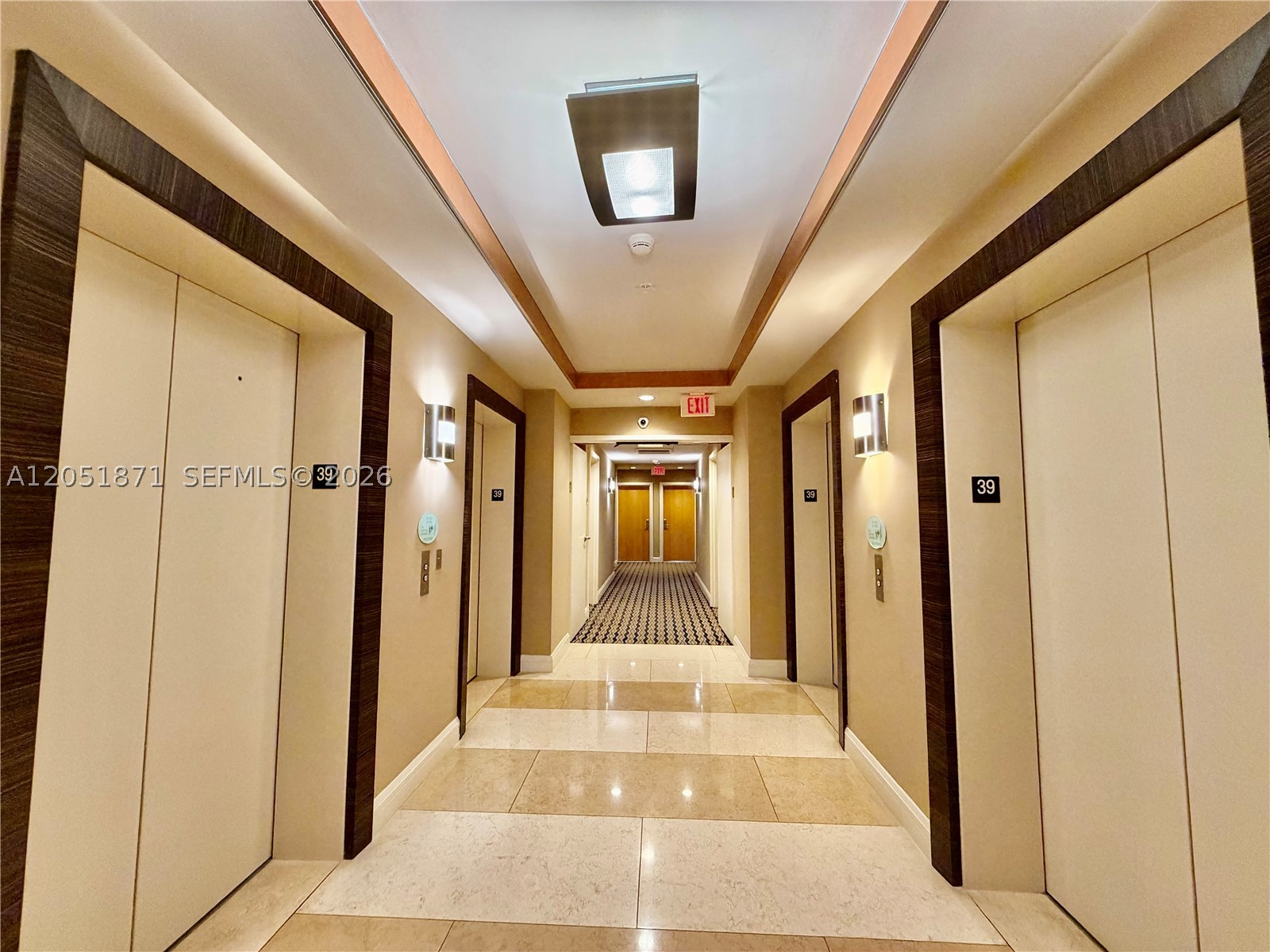 VIZCAYNE SOUTH CONDO - Residential