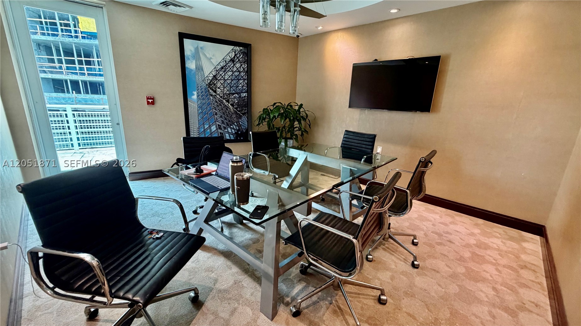 VIZCAYNE SOUTH CONDO - Residential