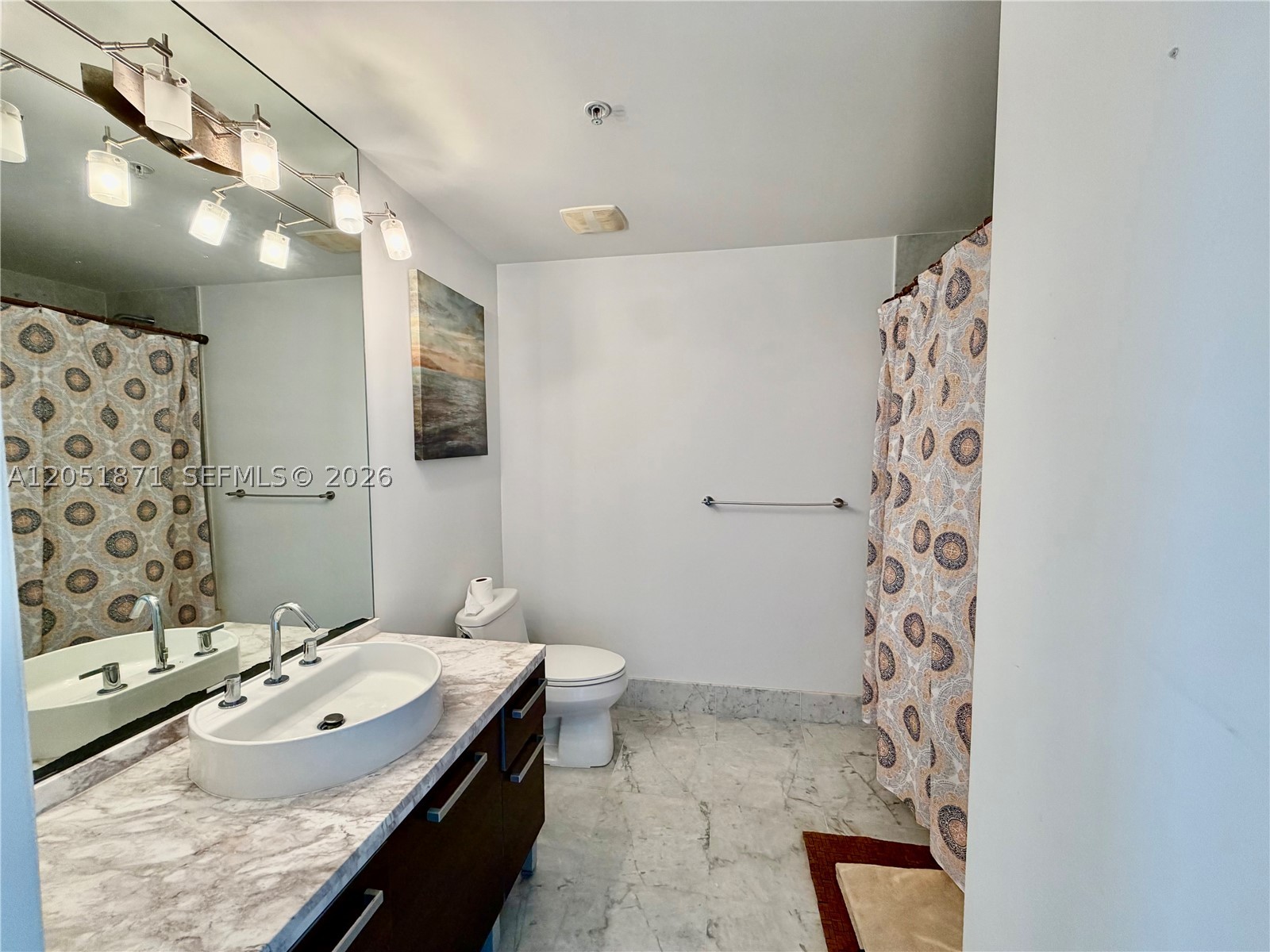 VIZCAYNE SOUTH CONDO - Residential