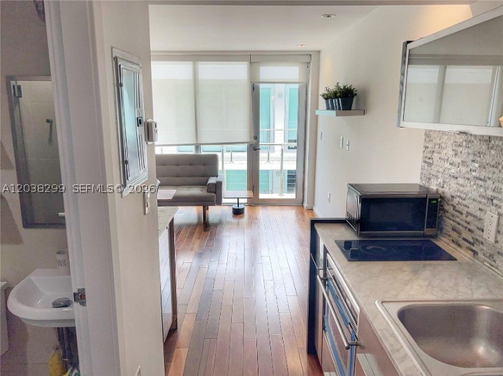 FONTANA CONDO - Residential Lease