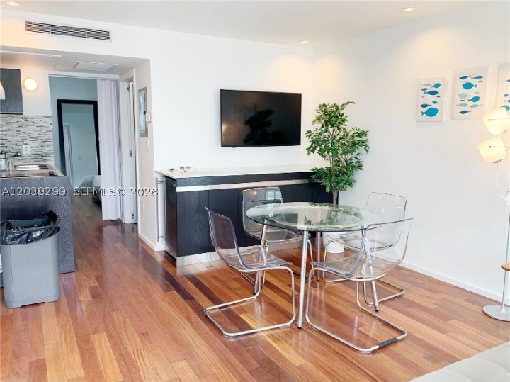 FONTANA CONDO - Residential Lease