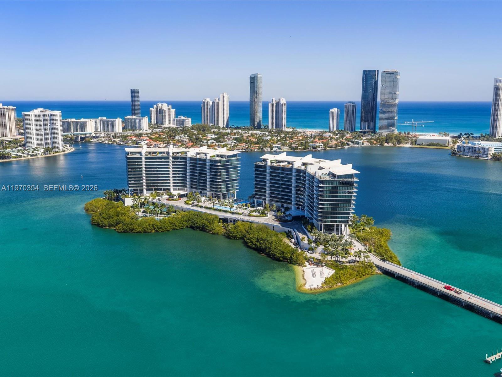 PRIVE CONDO - Residential