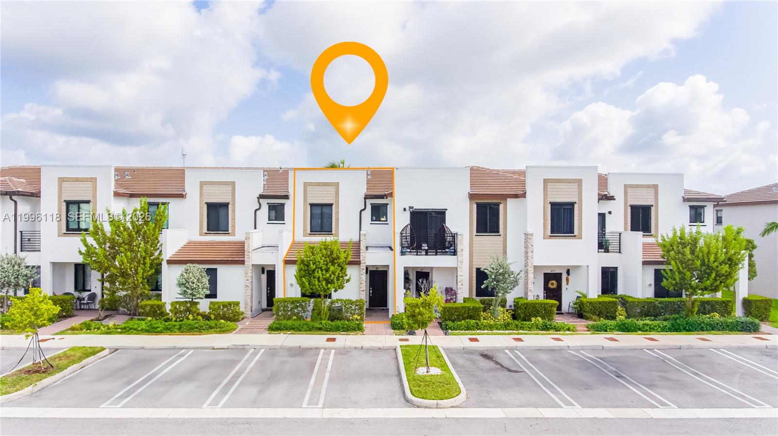 VIA VENTURA NEIGHBORHOOD - Residential