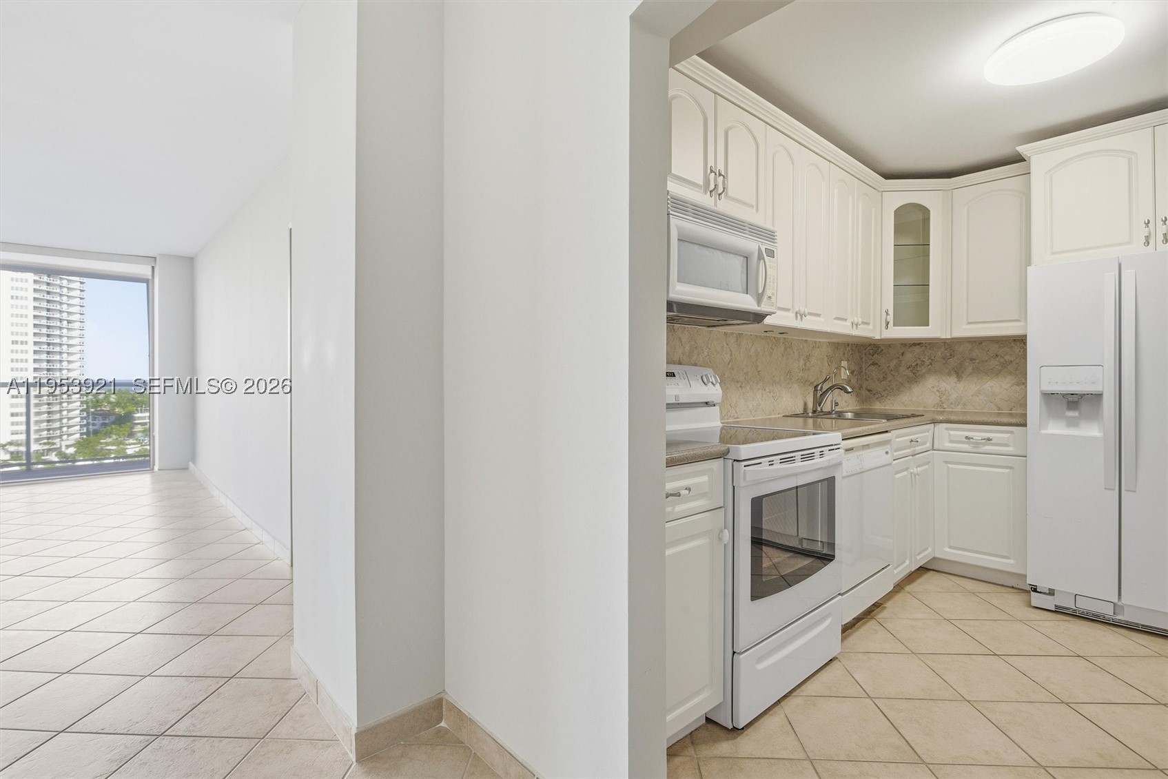 FLAMENCO CONDO TOWER II - Residential