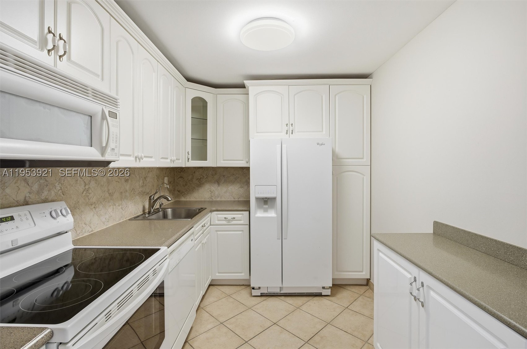 FLAMENCO CONDO TOWER II - Residential