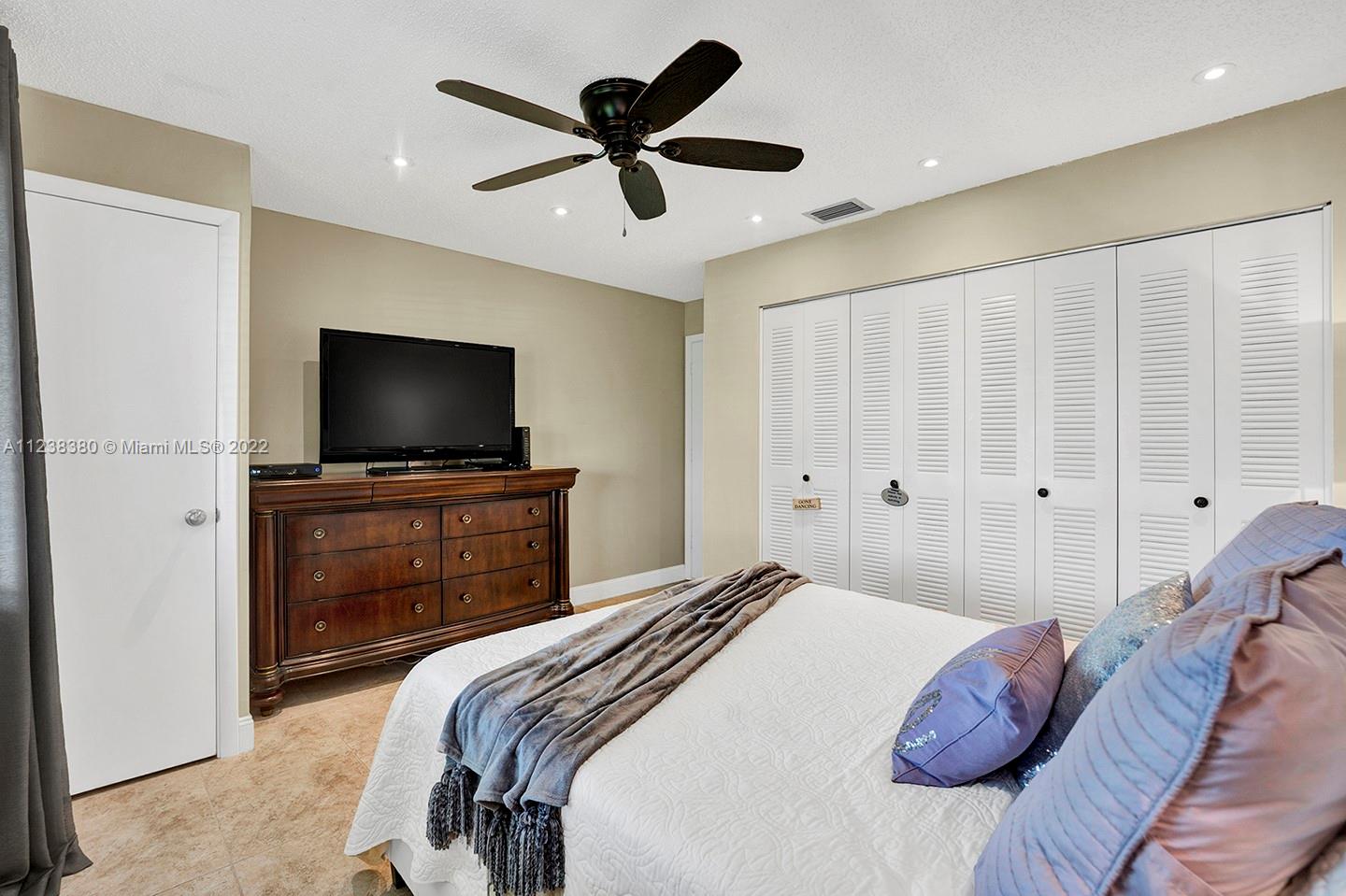 PALM BEACH LEISUREVILLE S - Residential