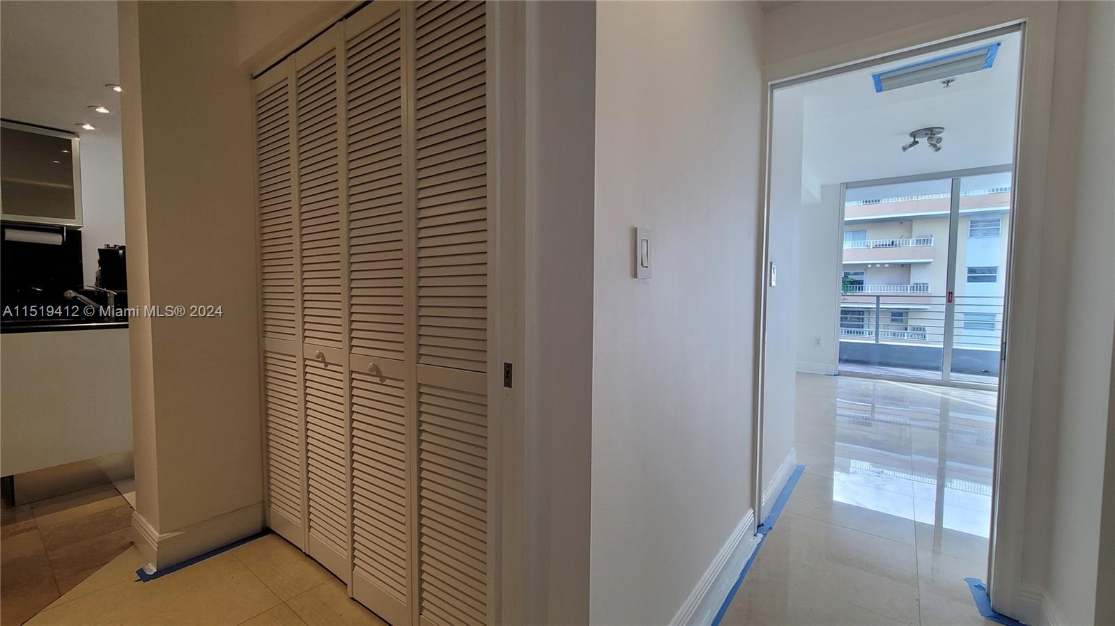 LOFTS AT MAYFAIR CONDO - Residential Lease