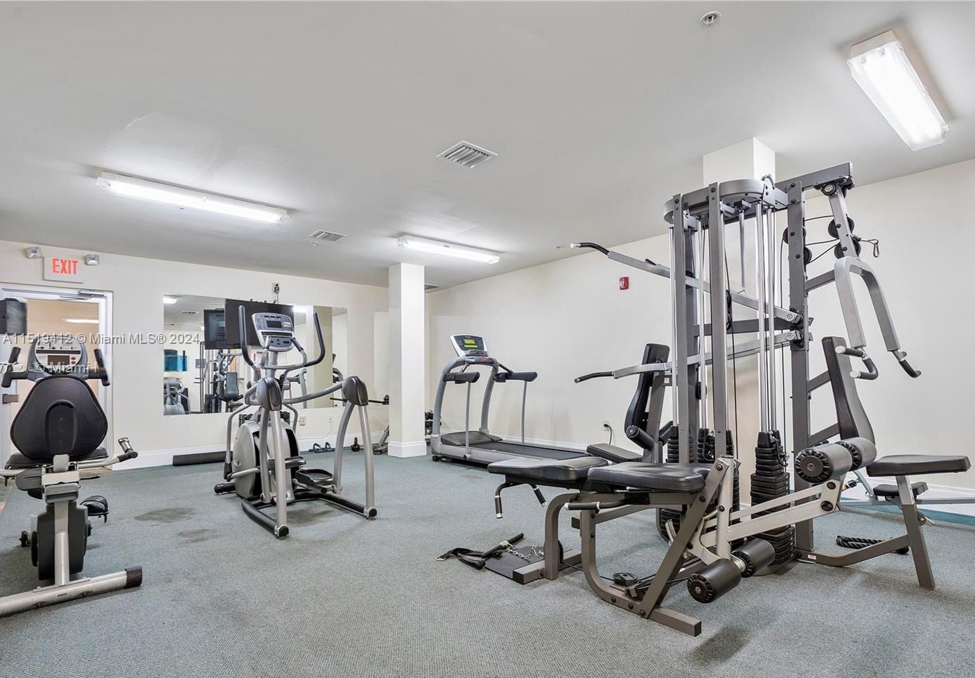 LOFTS AT MAYFAIR CONDO - Residential Lease