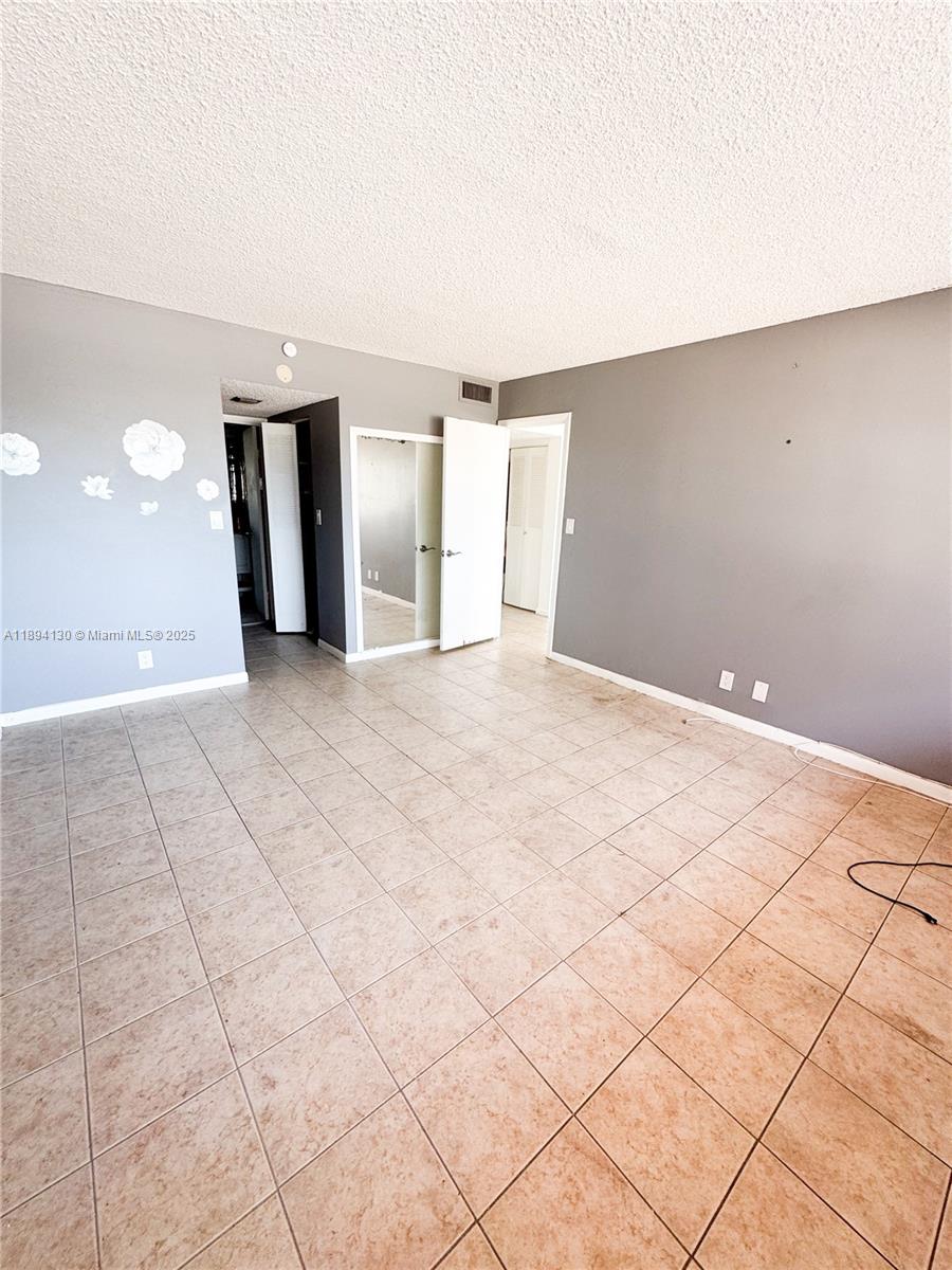 CRESTVIEW TOWERS CONDO - Residential