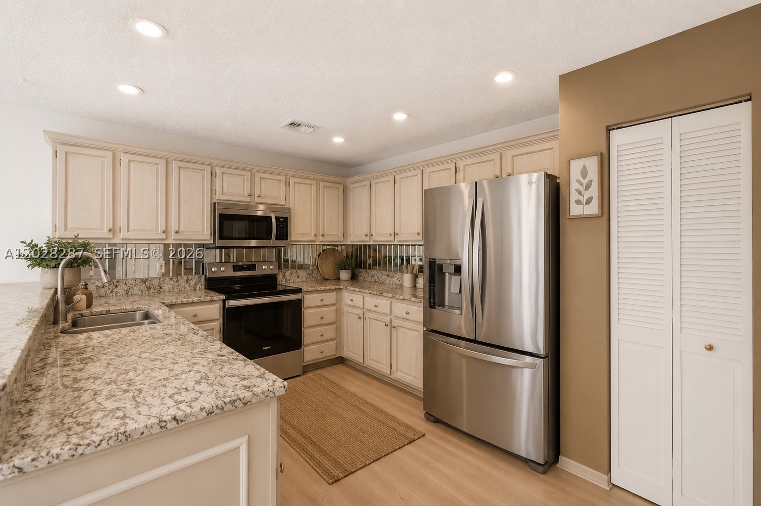 FOREST RIDGE SINGLE FAMIL - Residential