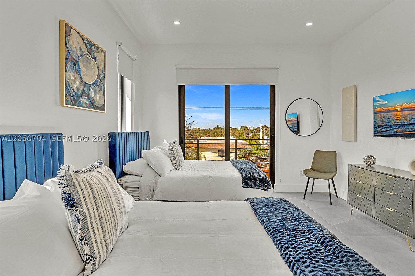 Everglade Land Sales Co - Residential Lease