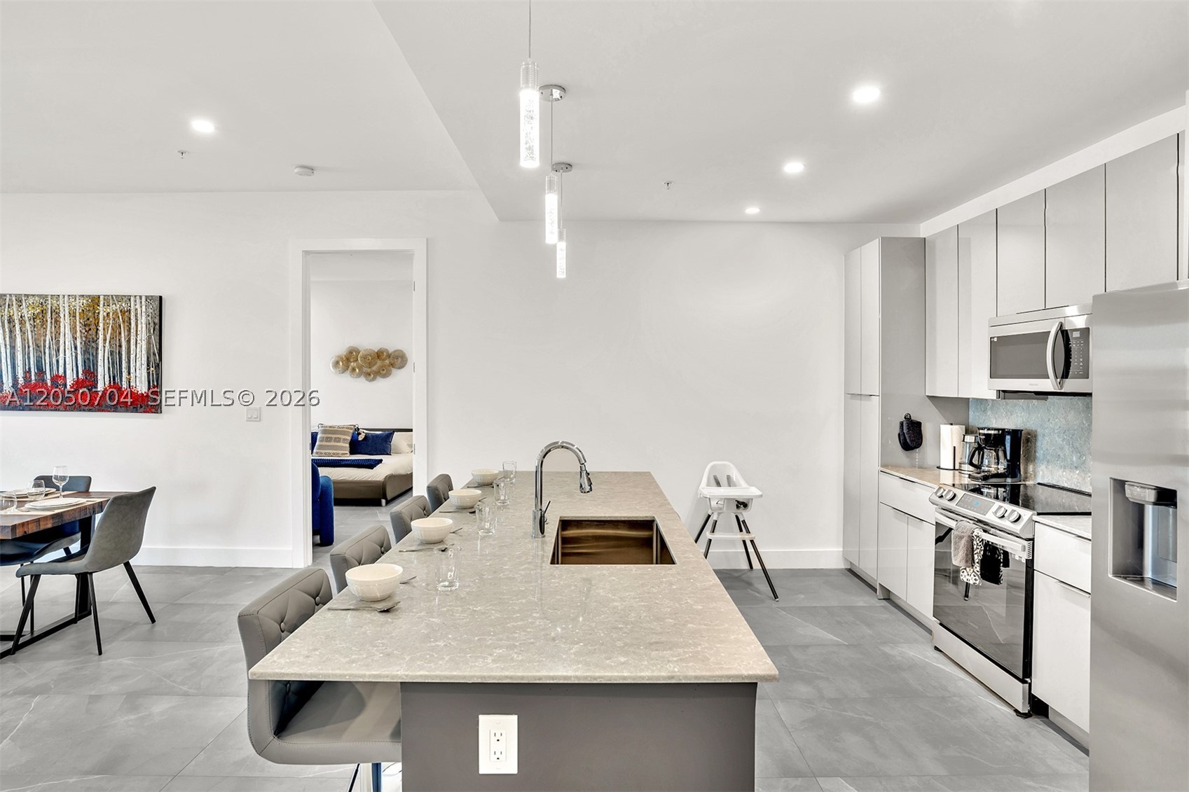 Everglade Land Sales Co - Residential Lease