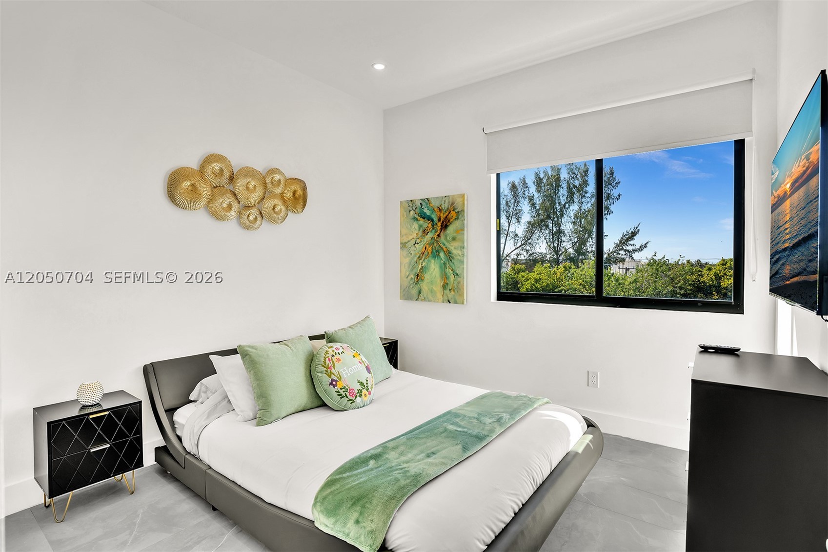 Everglade Land Sales Co - Residential Lease