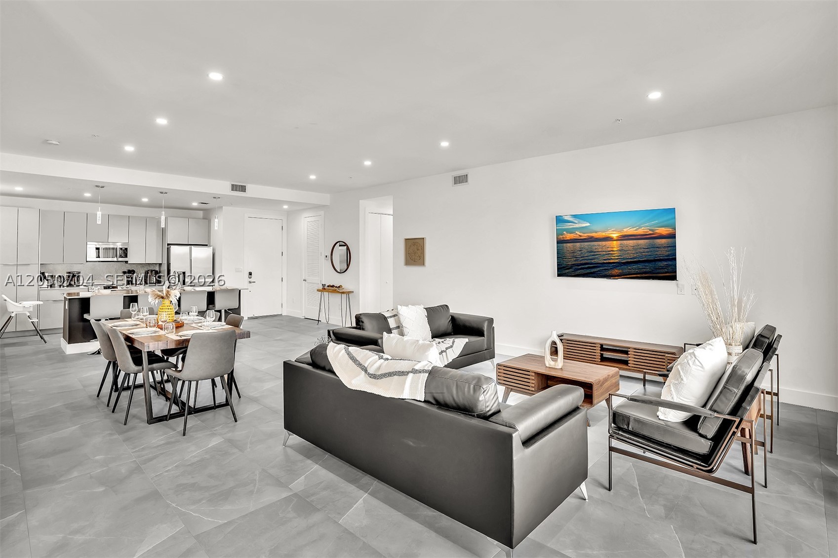 Everglade Land Sales Co - Residential Lease