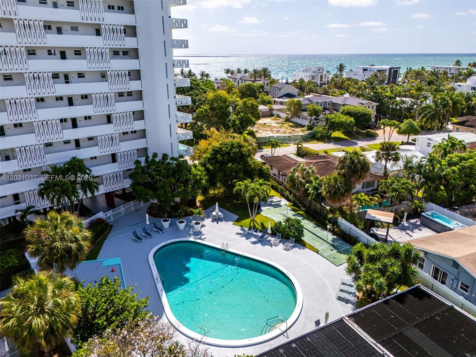SEA TOWER - Residential Lease