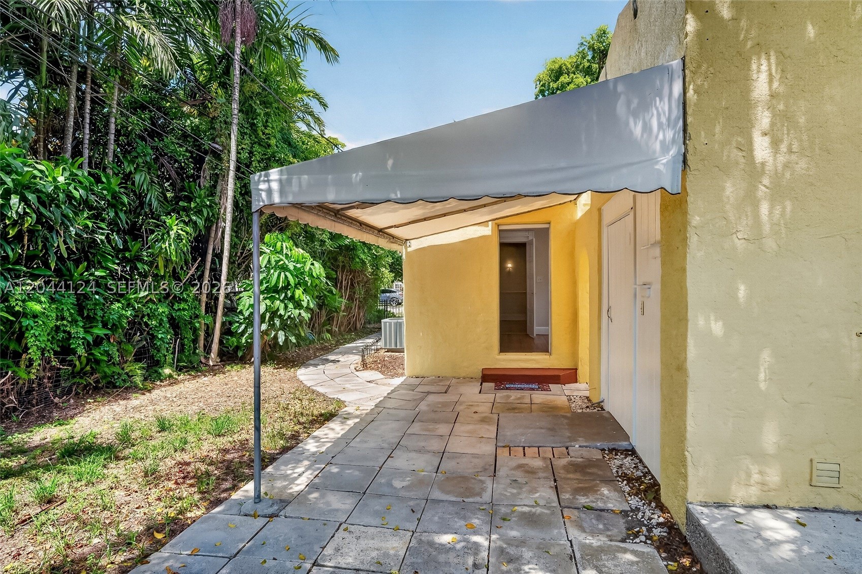 CORAL GABLES GRANADA SEC - Residential