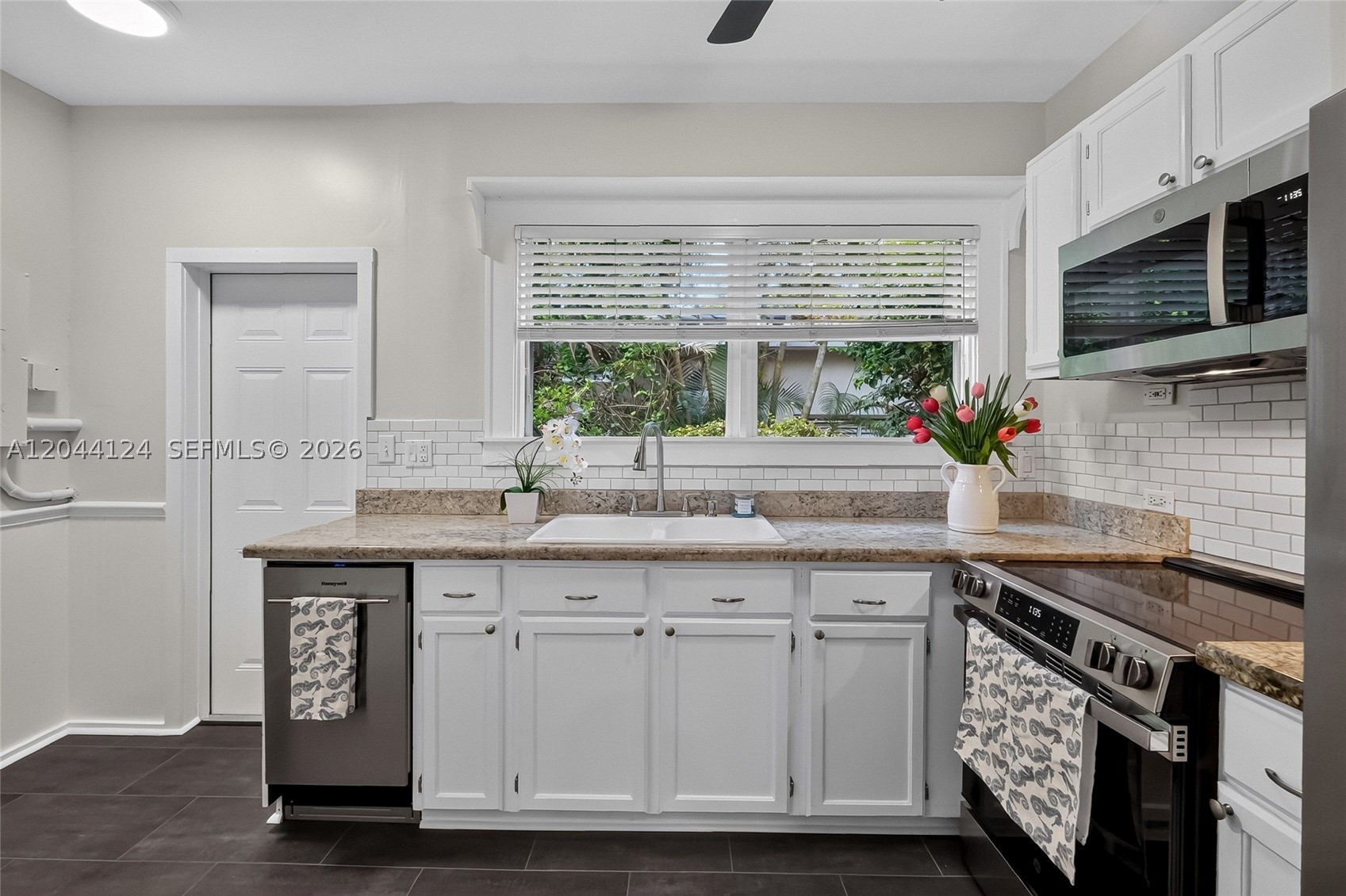CORAL GABLES GRANADA SEC - Residential