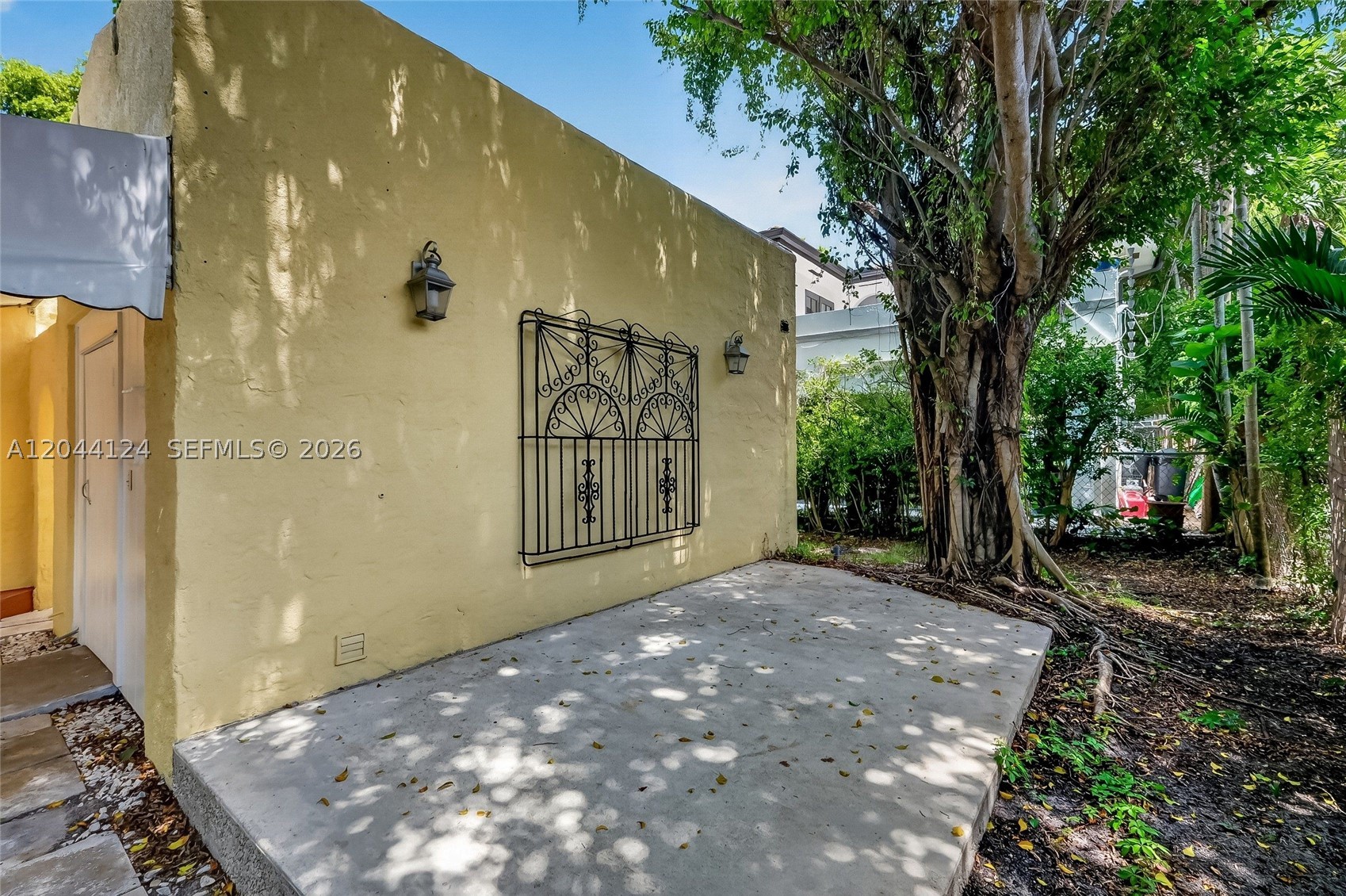 CORAL GABLES GRANADA SEC - Residential