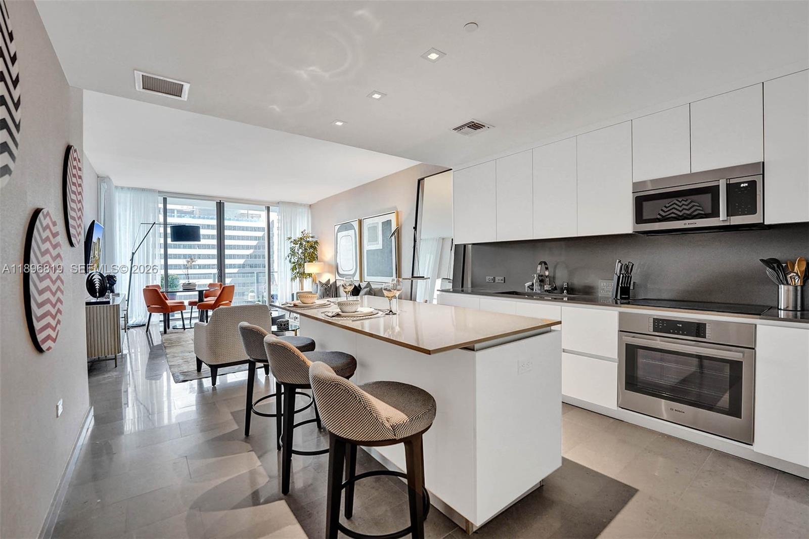RISE CONDO - Residential