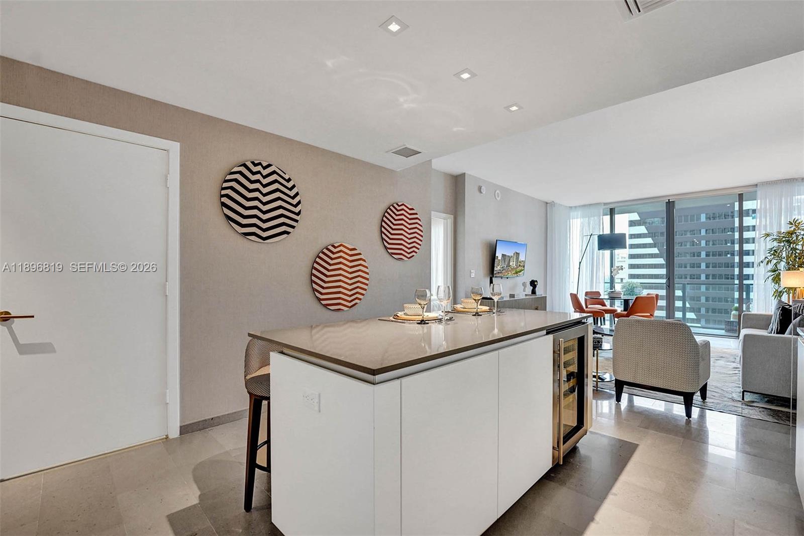 RISE CONDO - Residential