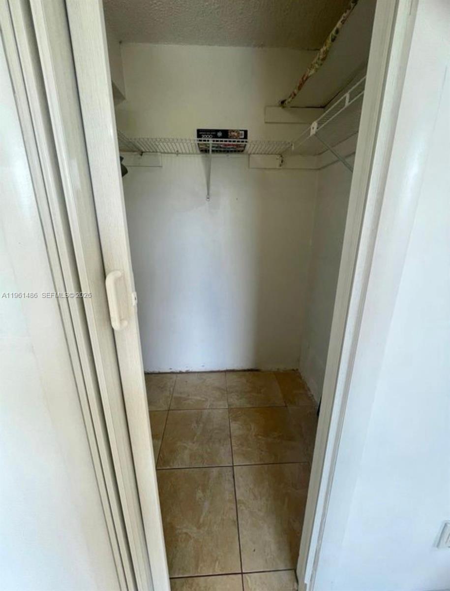 CASTILLIAN CLUB CONDO - Residential
