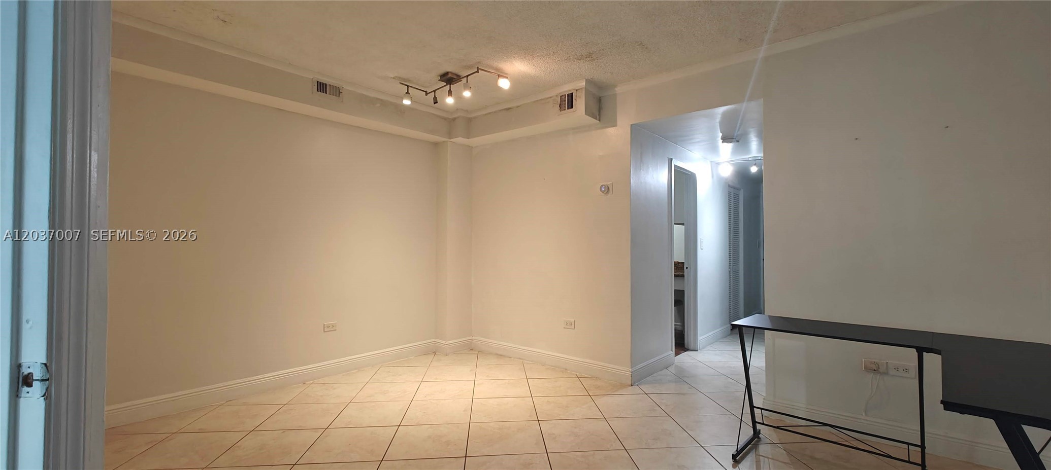 FOUR AMBASSADORS CONDO PH - Residential