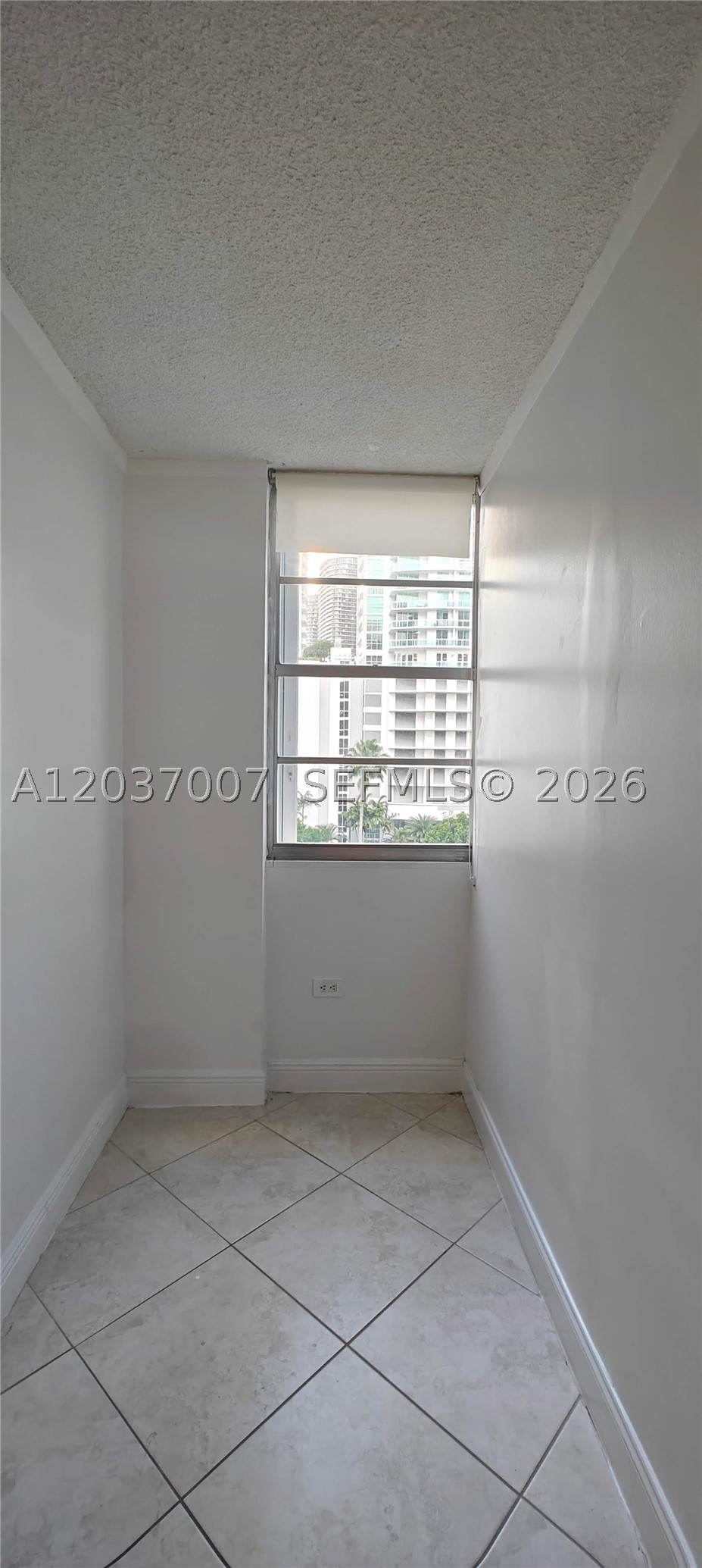 FOUR AMBASSADORS CONDO PH - Residential