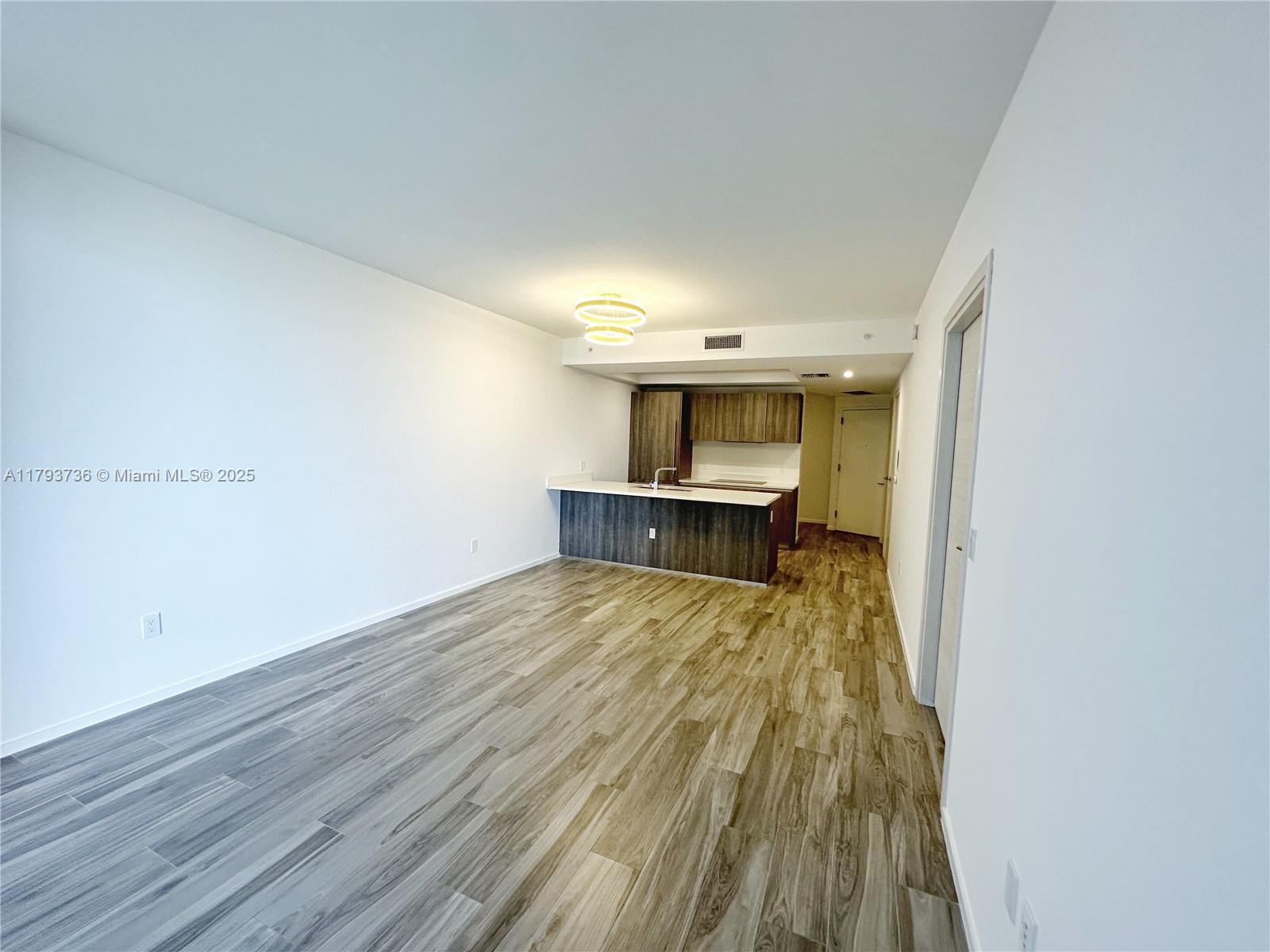 801 SMA RESIDENCES CONDO - Residential Lease