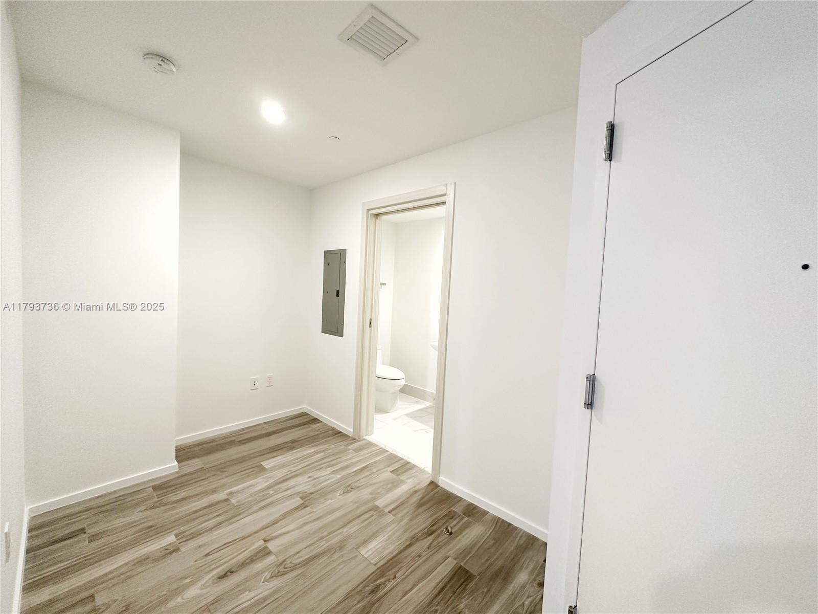 801 SMA RESIDENCES CONDO - Residential Lease