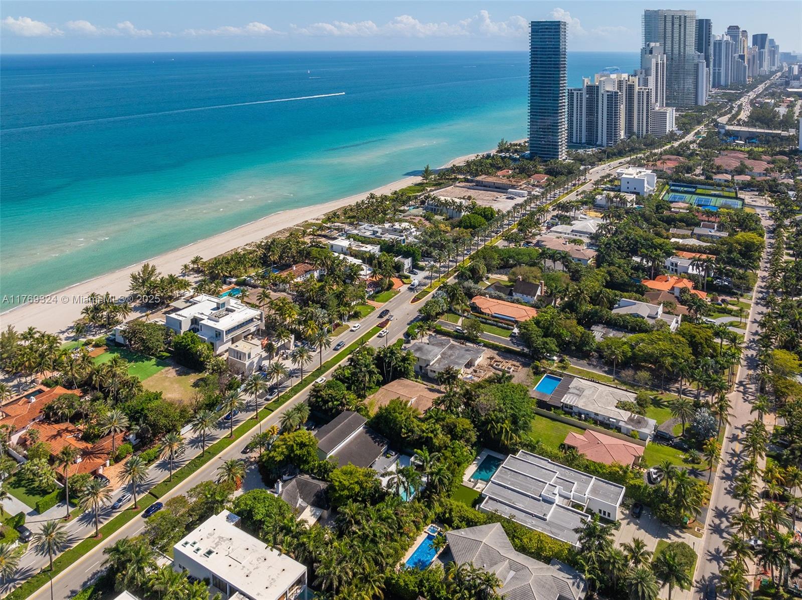 GOLDEN BEACH SEC C - Residential