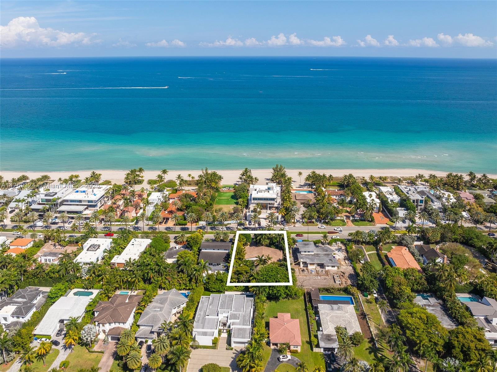 GOLDEN BEACH SEC C - Residential