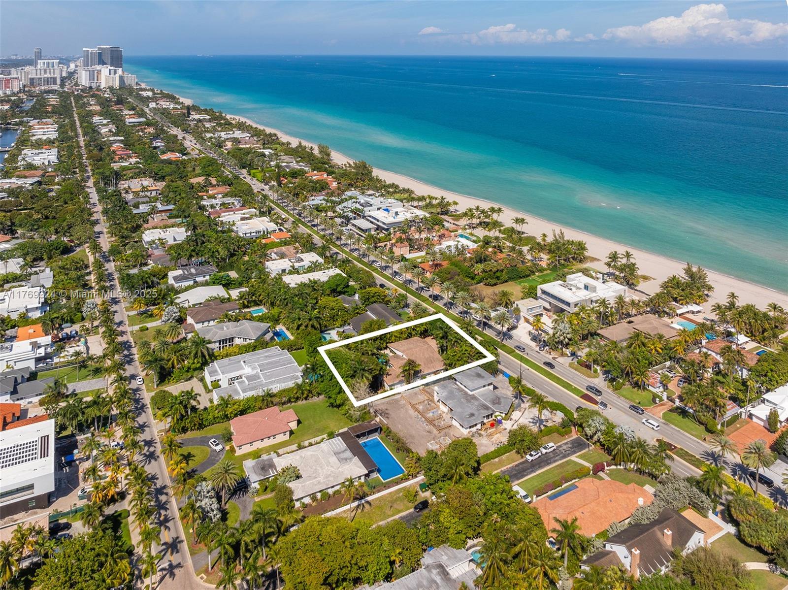 GOLDEN BEACH SEC C - Residential