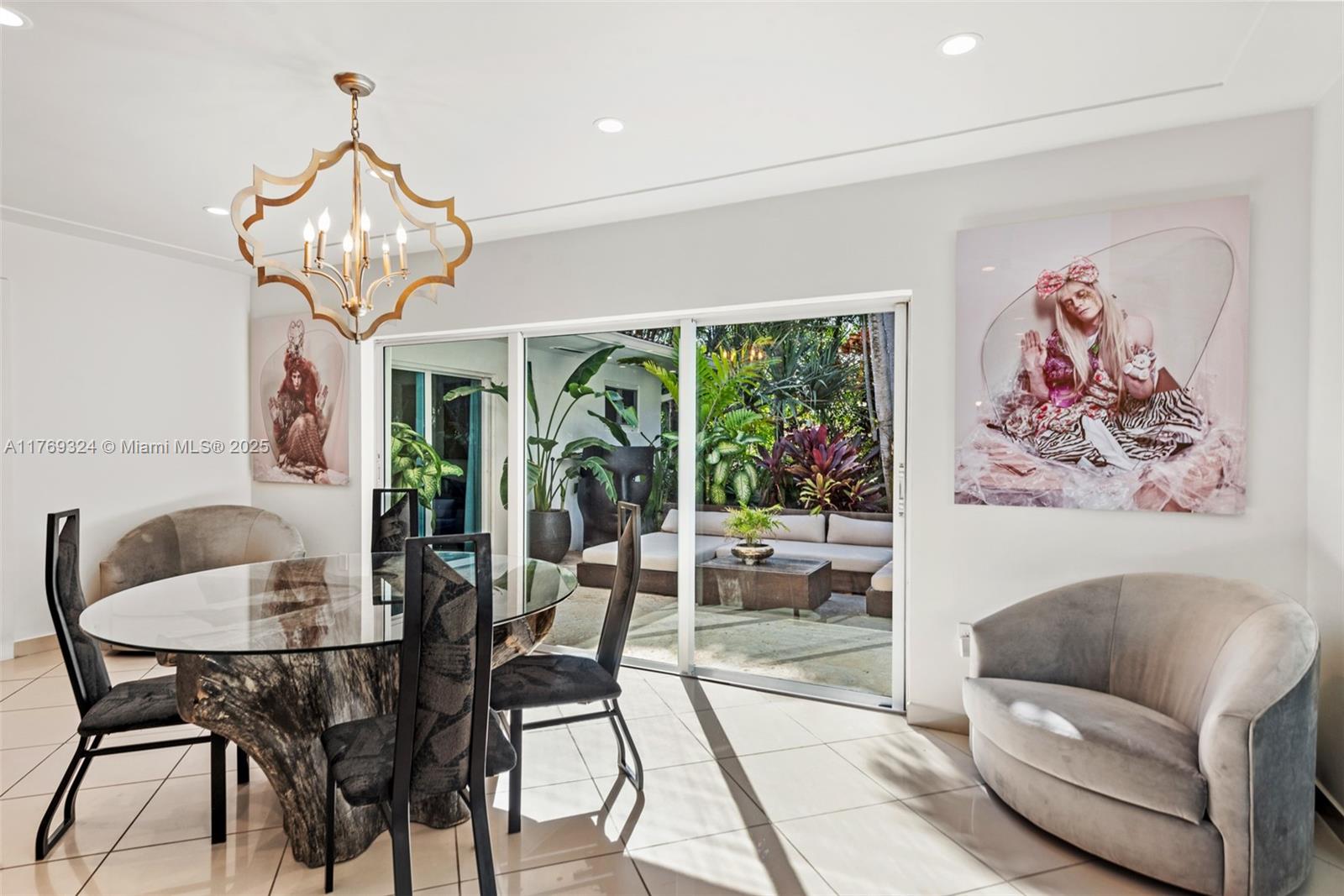 GOLDEN BEACH SEC C - Residential