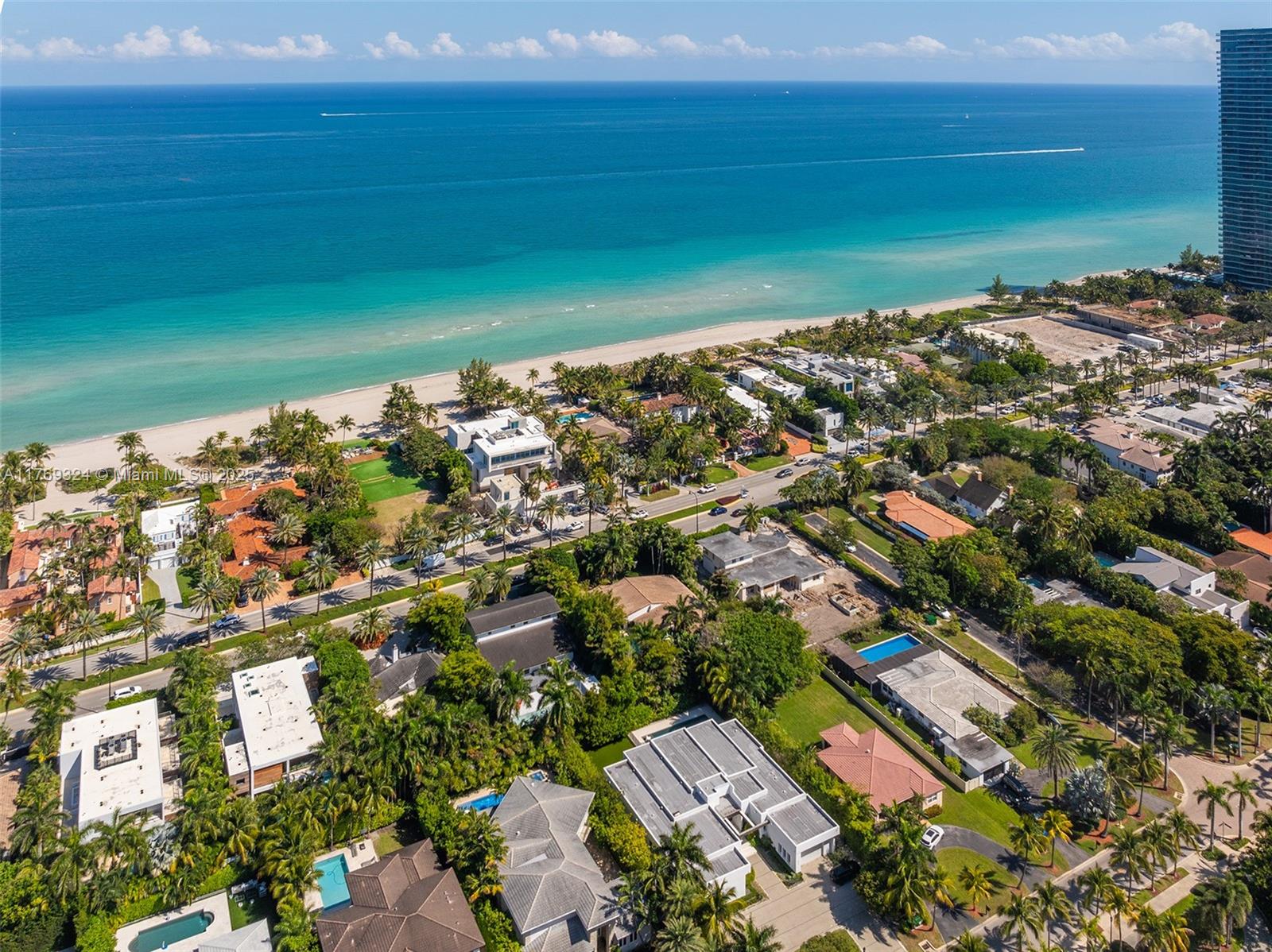 GOLDEN BEACH SEC C - Residential
