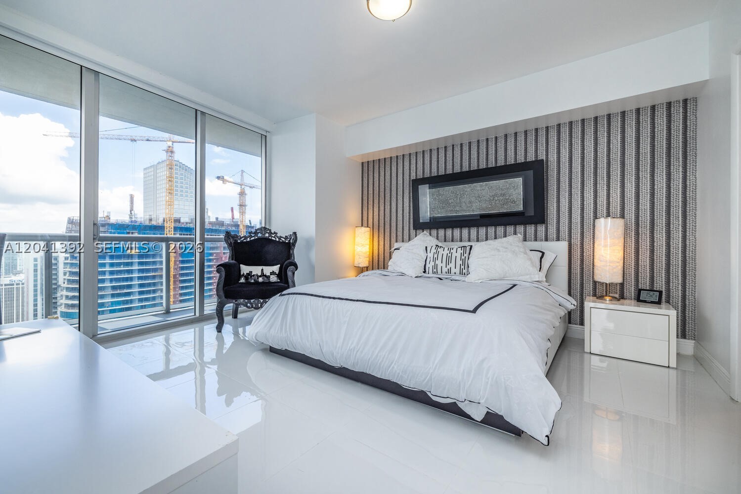ICONBRICKELL CONDO NO 1 - Residential