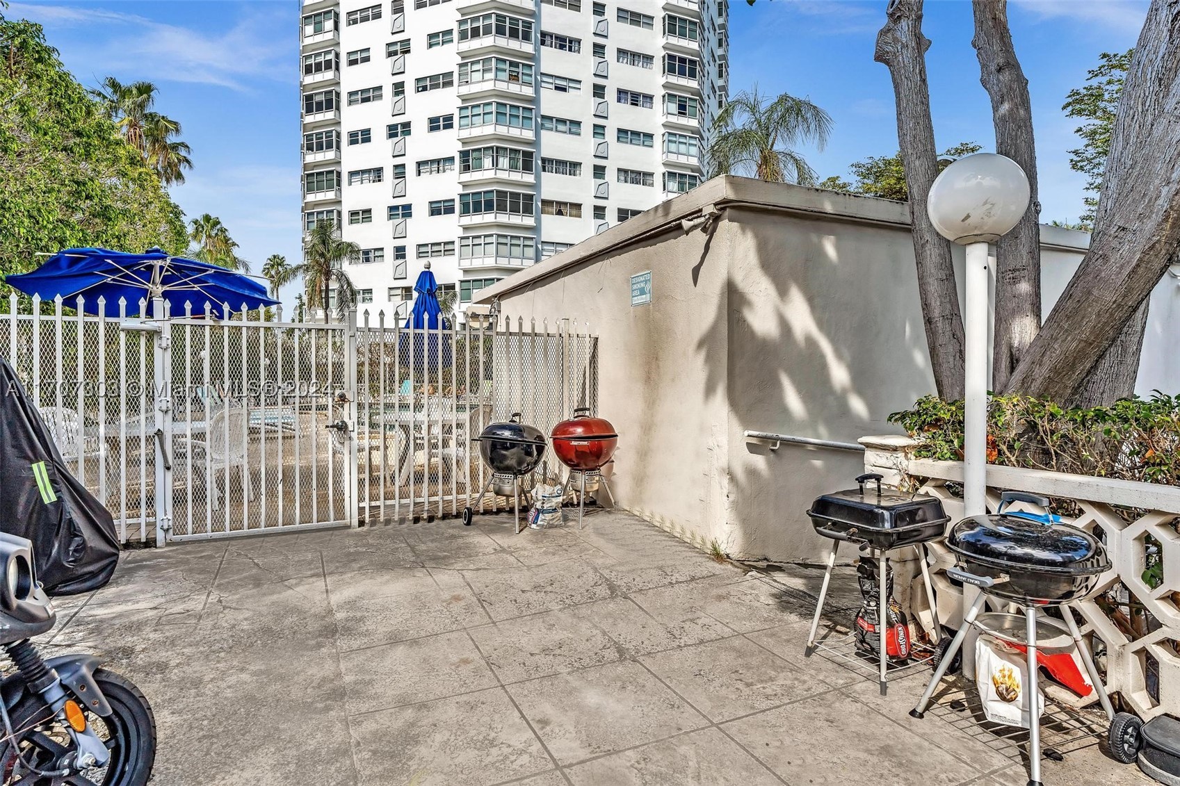 OCTAGON TOWERS I CONDO - Residential