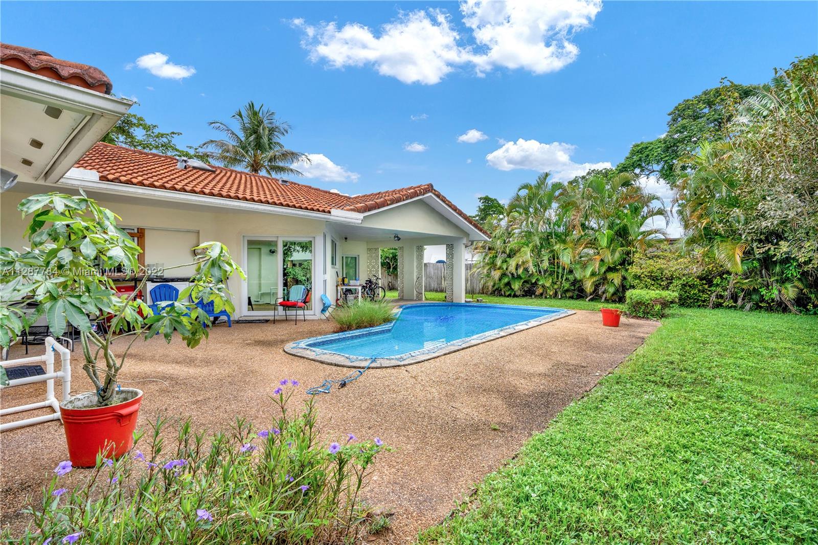 PLANTATION PARK 10 ADD - Residential Lease