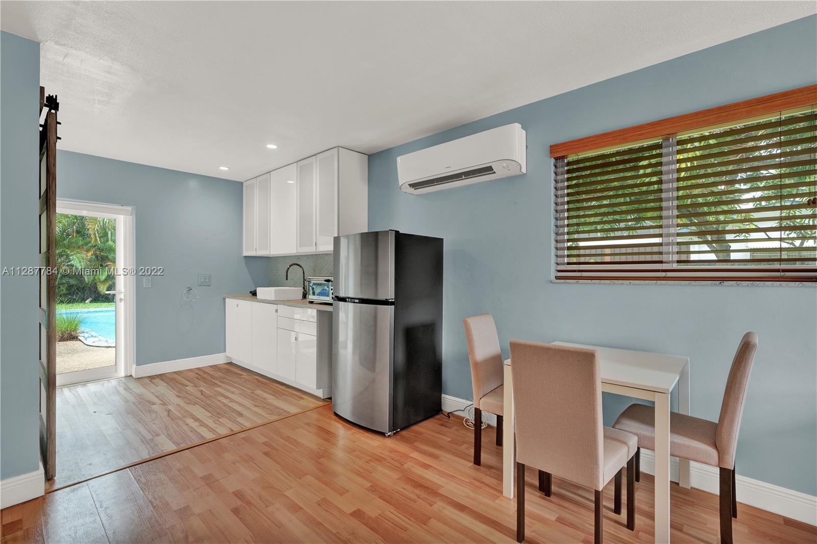 PLANTATION PARK 10 ADD - Residential Lease