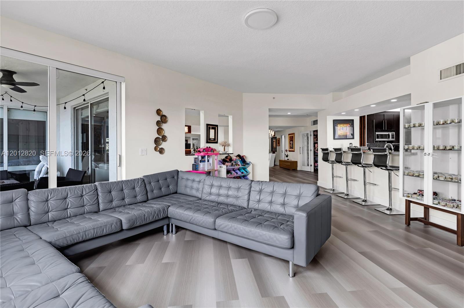 CAPTIVA CONDO B - Residential