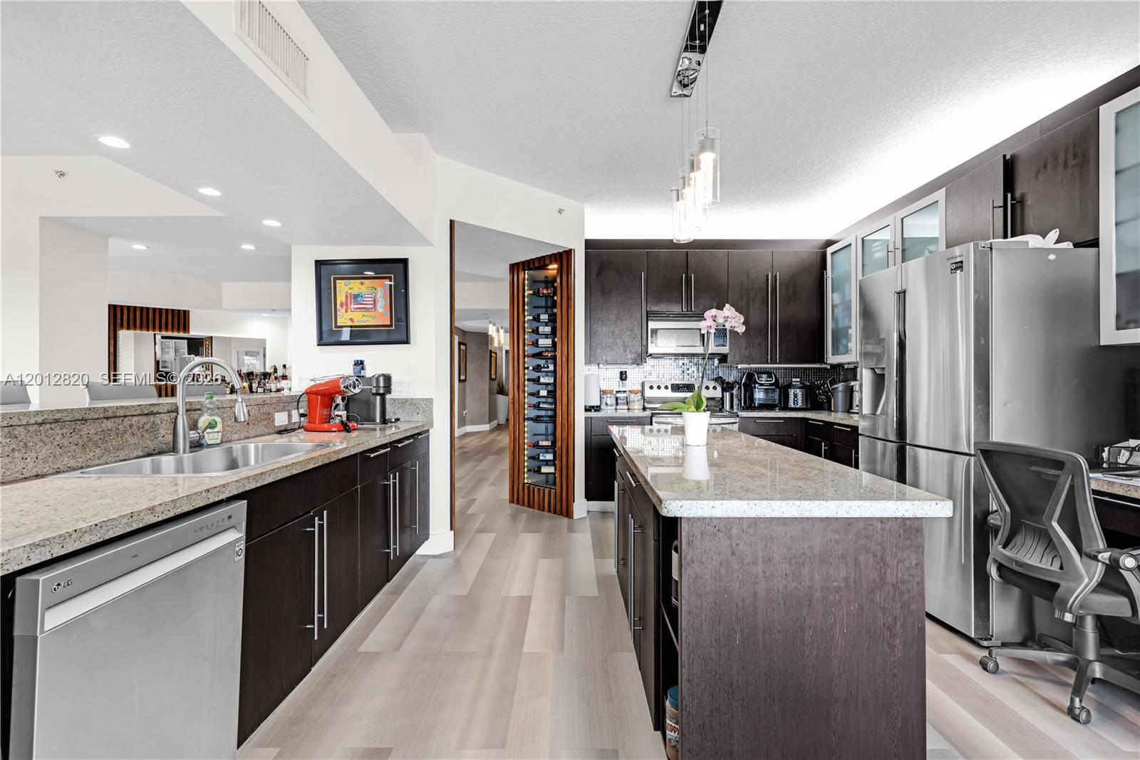CAPTIVA CONDO B - Residential