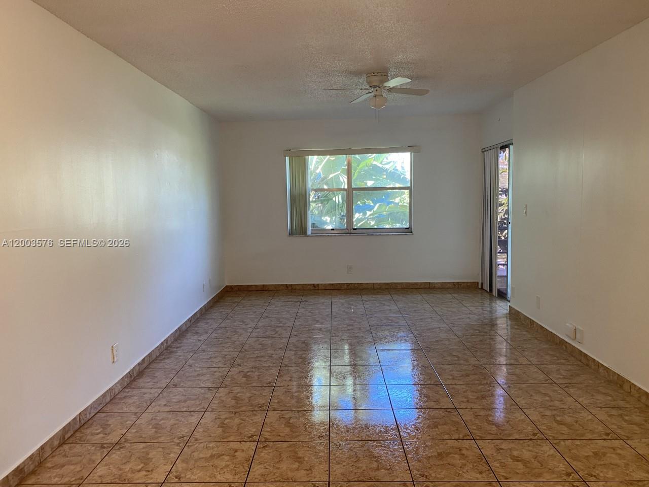 MARGATE VILLAGE PH I COND - Residential Lease