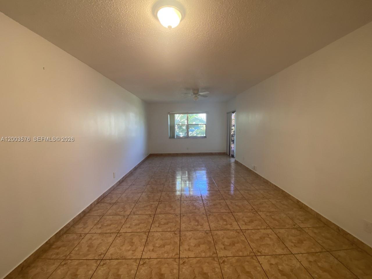 MARGATE VILLAGE PH I COND - Residential Lease