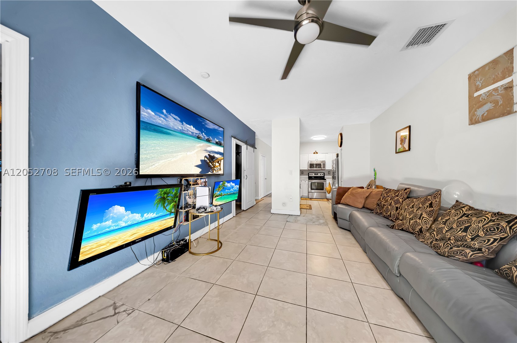 SILVER PALM EAST SEC TWO - Residential