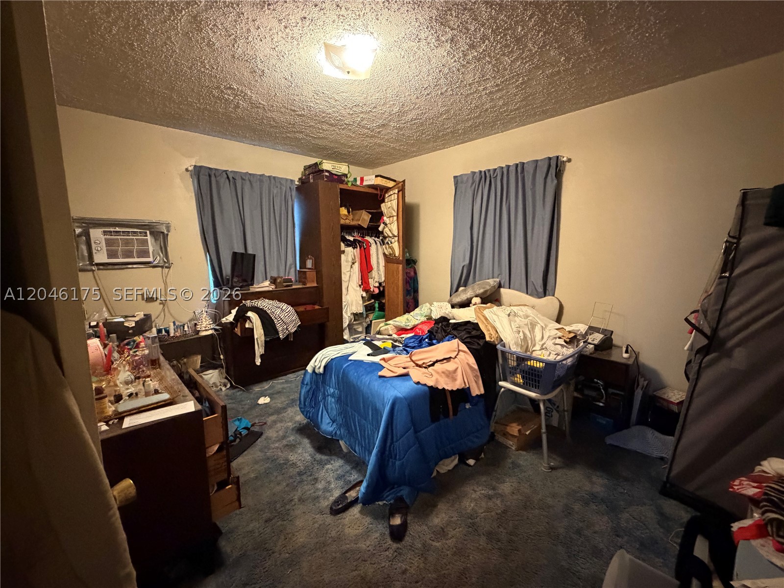 VALENTINE VILLAS - Residential Income