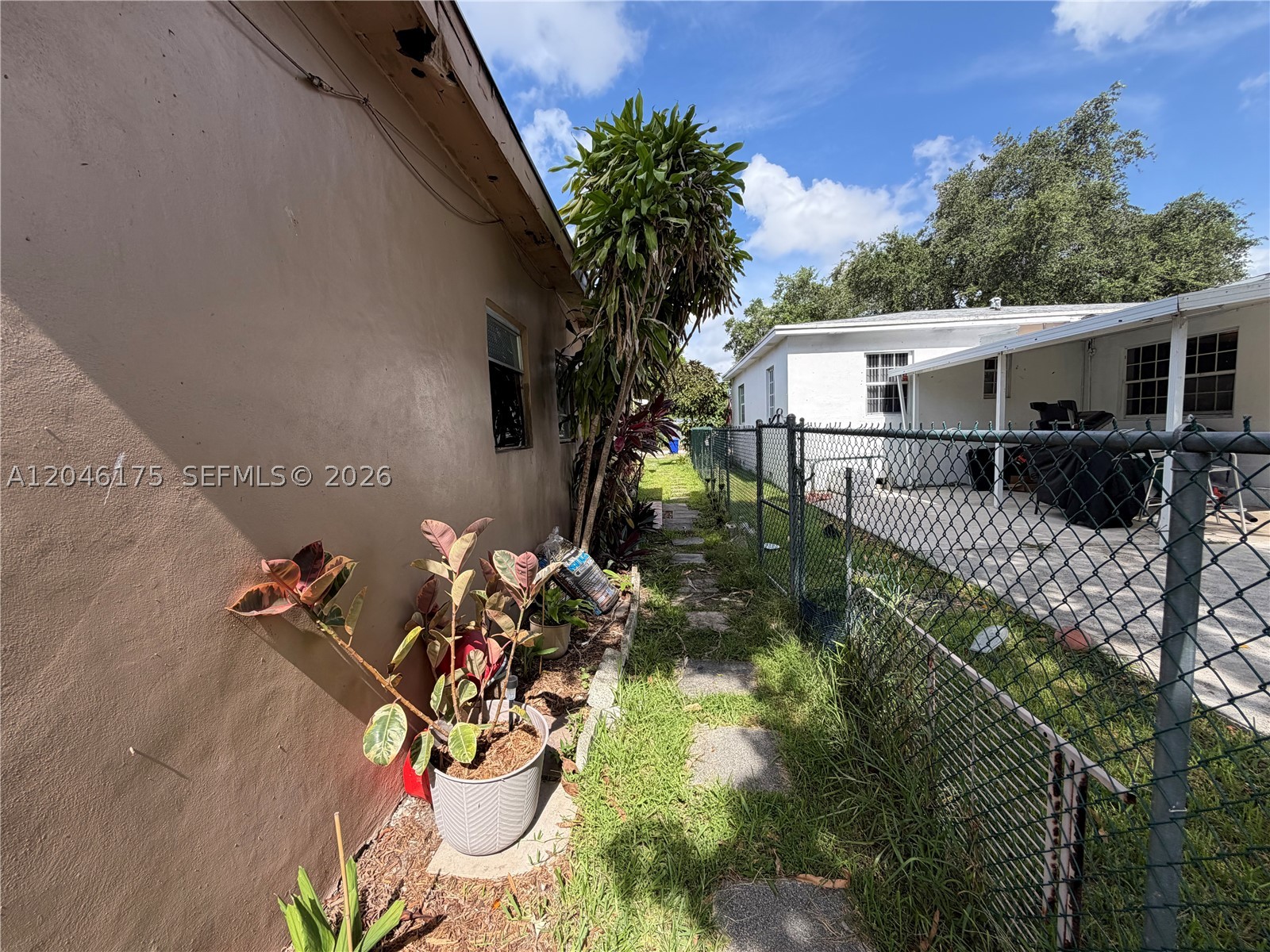 VALENTINE VILLAS - Residential Income