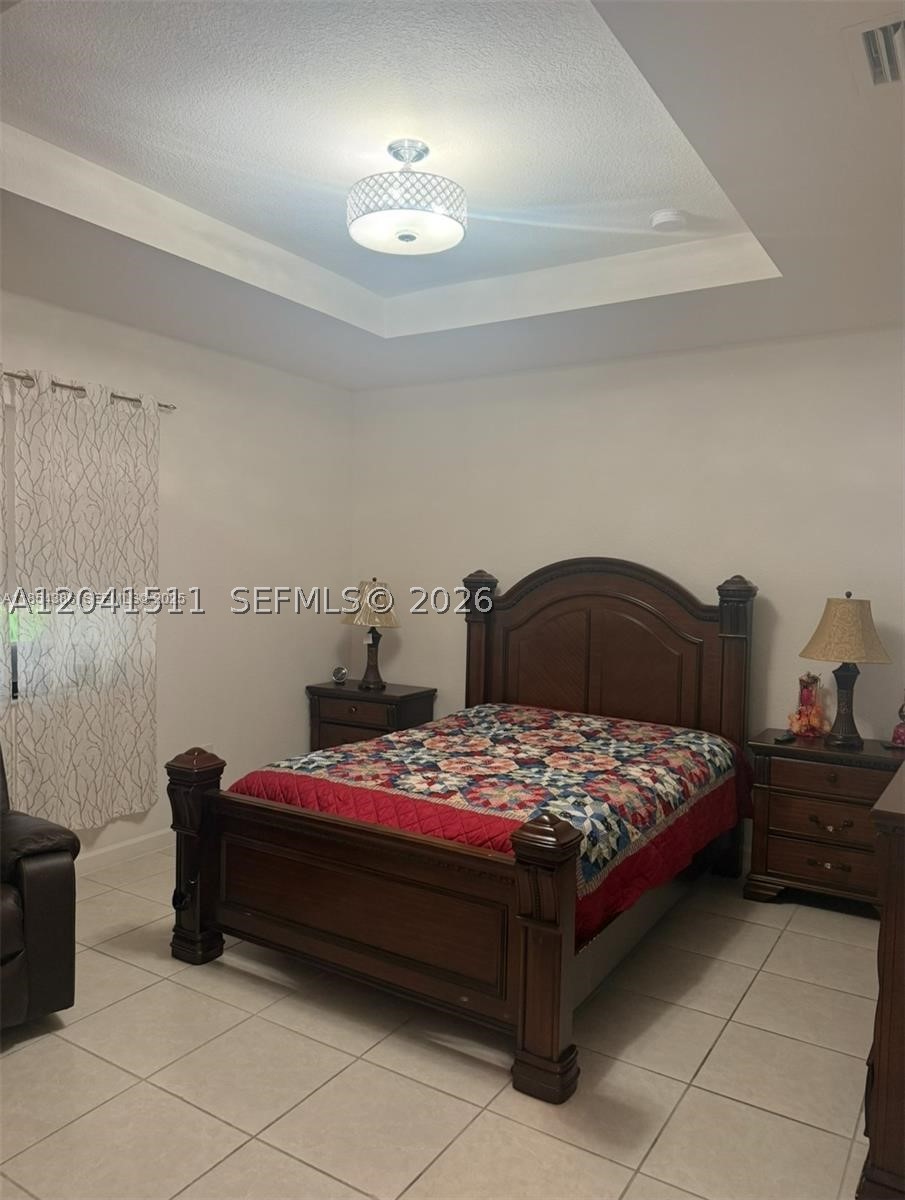 SILVER PALMS MIDTOWN - Residential