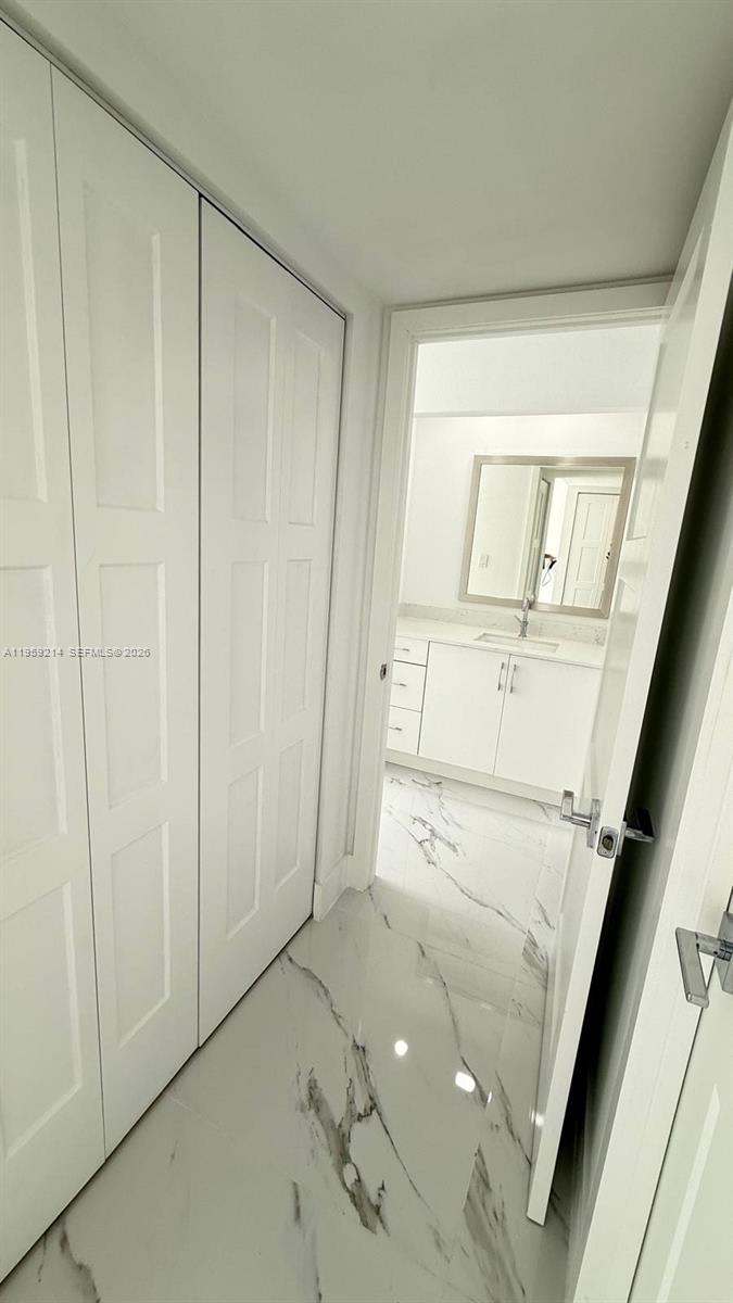 ANDOR PLAZA CONDO - Residential