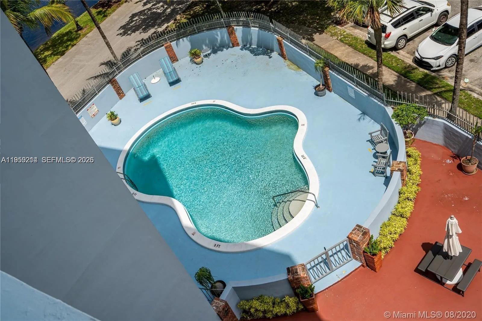 ANDOR PLAZA CONDO - Residential