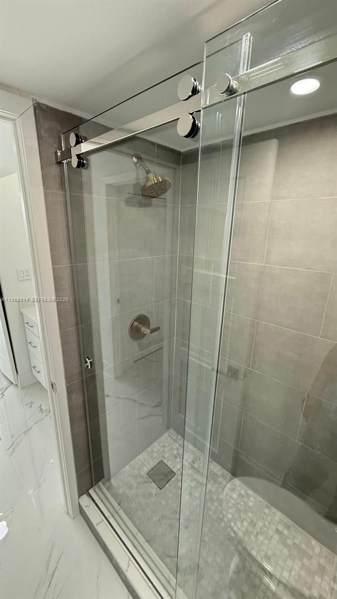 ANDOR PLAZA CONDO - Residential