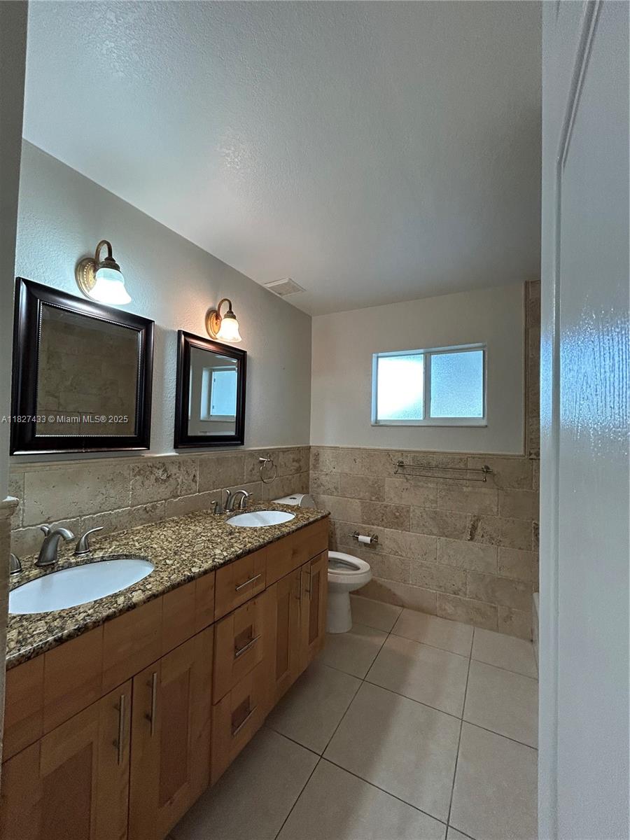 Snapper Crk Park Un 1 - Residential Lease